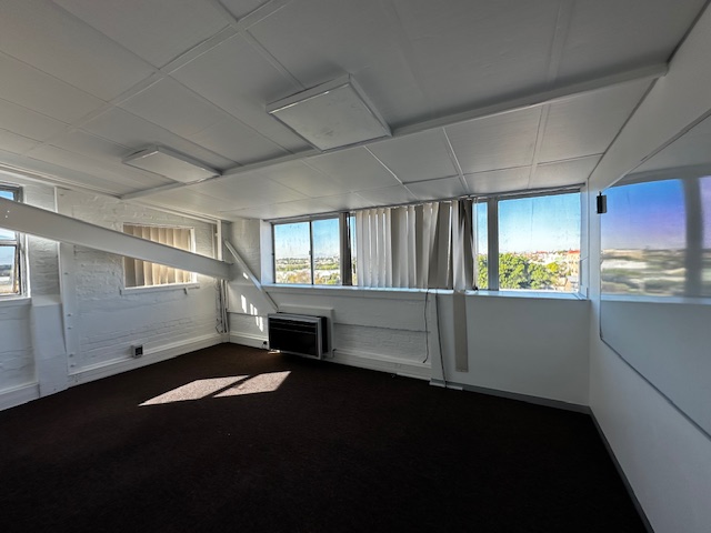 To Let Commercial Property for Rent in Observatory Western Cape
